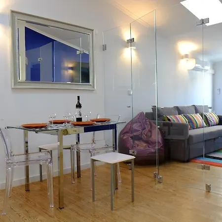 Penthouse Tram28 شقة